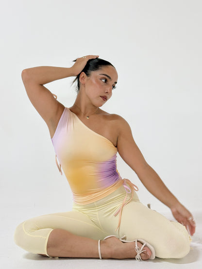 one shoulder top ꩜ plum