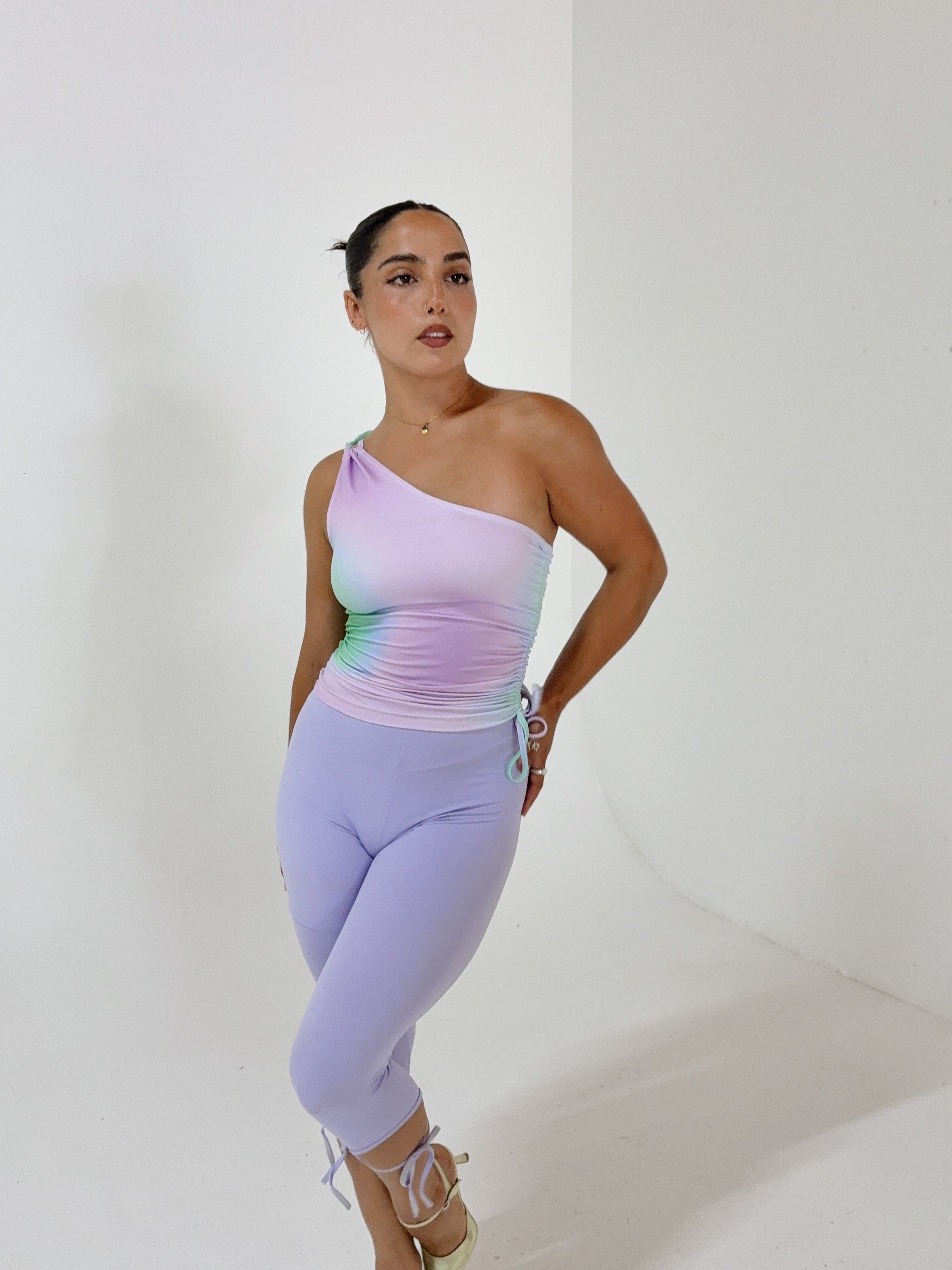 one shoulder top ꩜ breeze